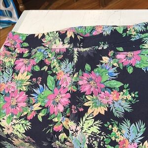 New Directions Vibrant Floral Skinny Pants